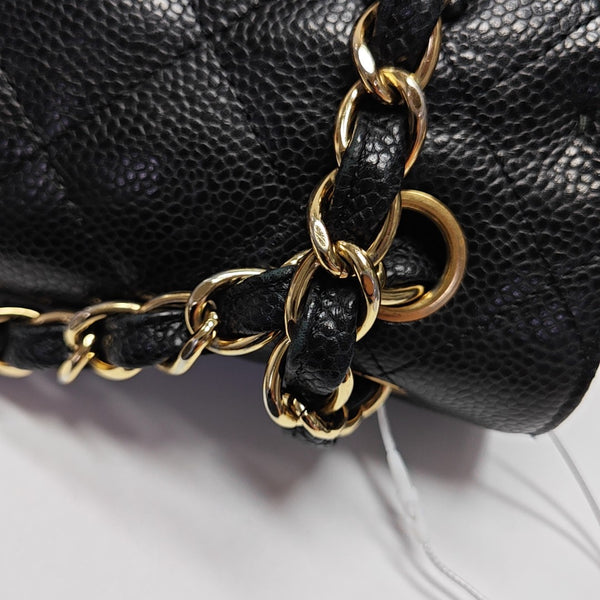 CLASSIC FLAP Jumbo Quilted Grained Calfskin Black