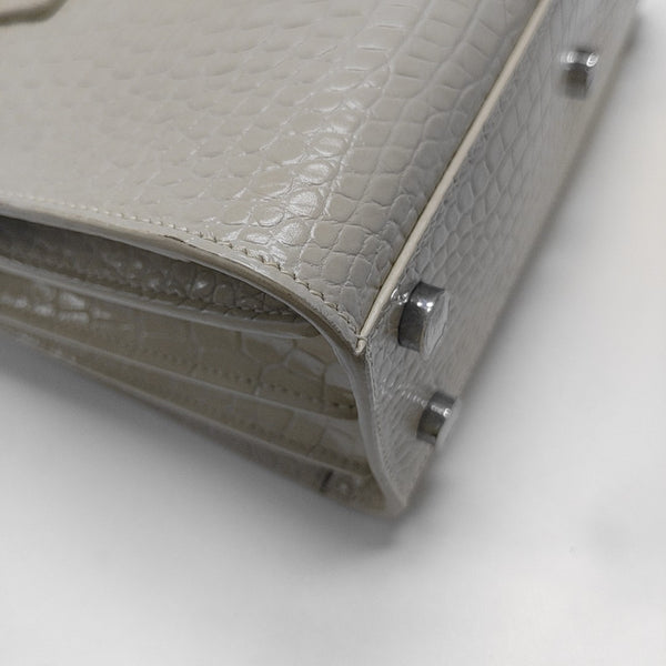SAC DE JOUR Nano Calfskin White