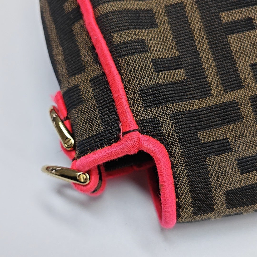 Baguette Medium Canvas Brown