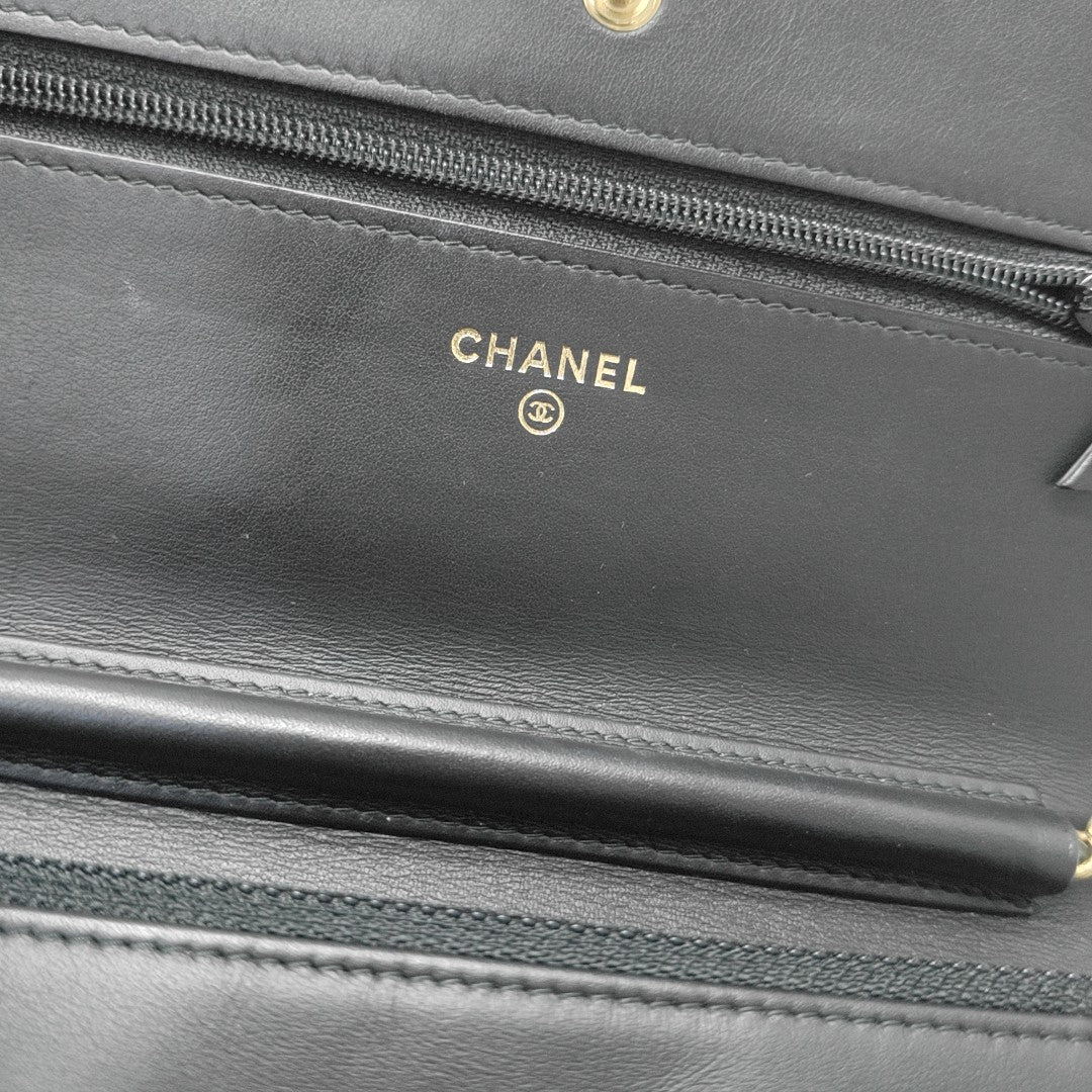 2.55 WOC Quilted Calfskin Black