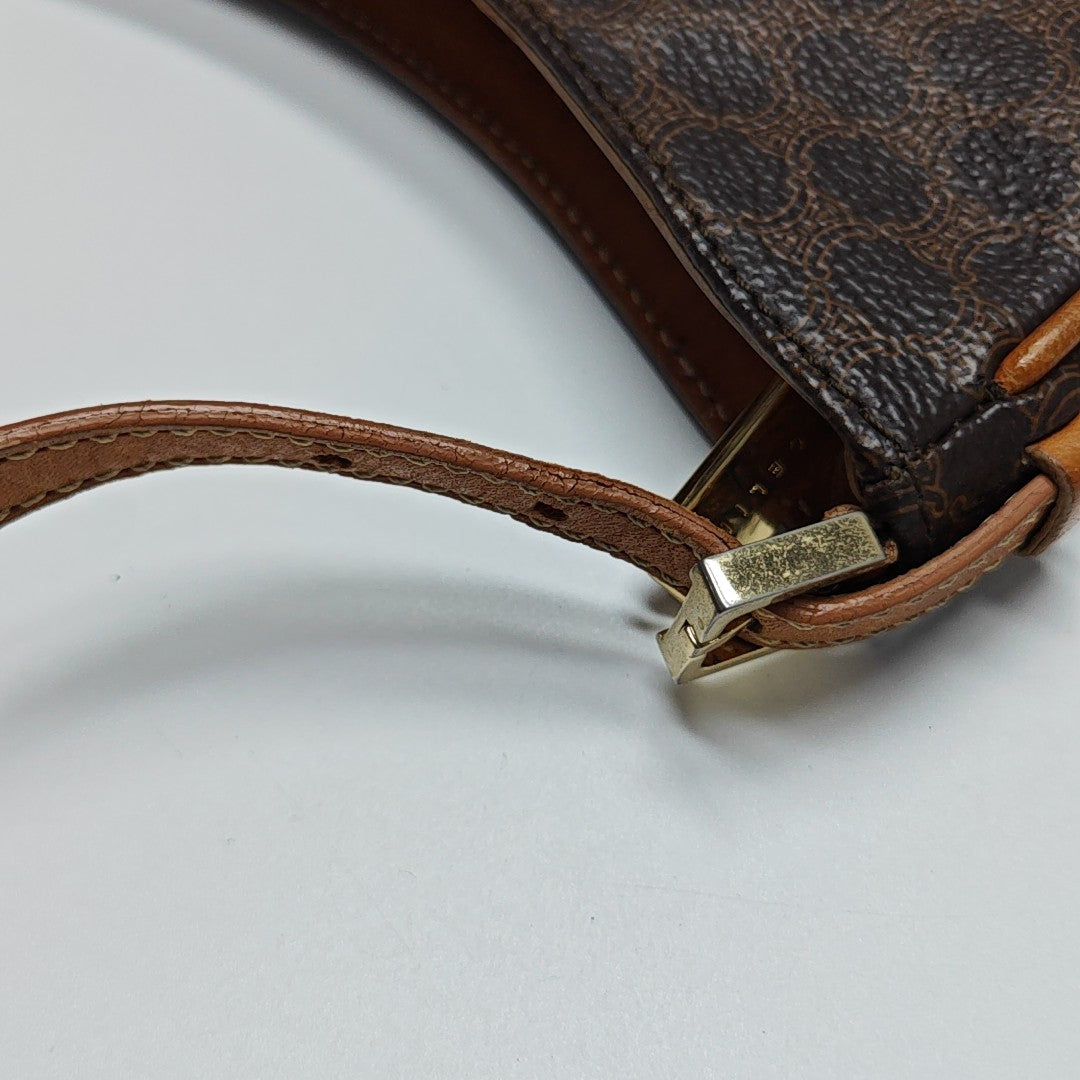 Coated Canvas Brown