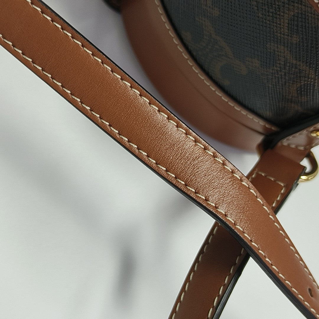 TRIOMPHE Small Coated Canvas Brown