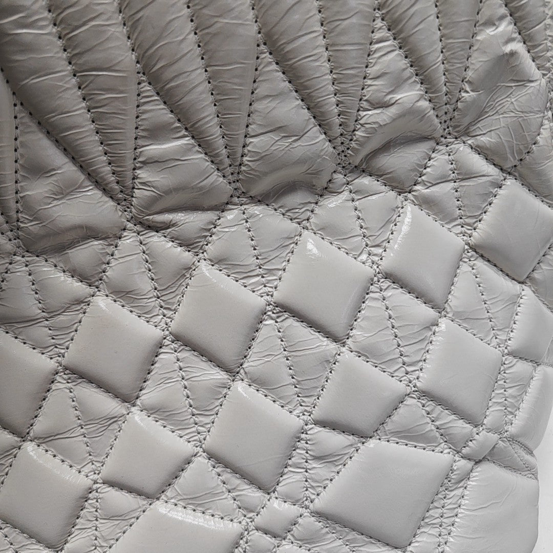 HOBO Quilted Calfskin White