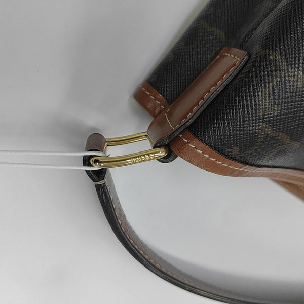TRIOMPHE CANVAS Medium Coated Canvas Brown