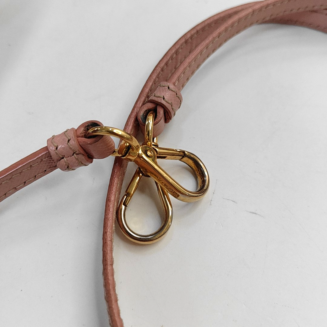 Authenticated pre-owned  Promenade Calfskin Pink - Shoulder Bag at Looply