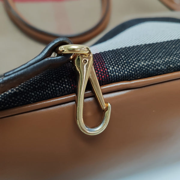 Canvas Shoulder Bag Brown