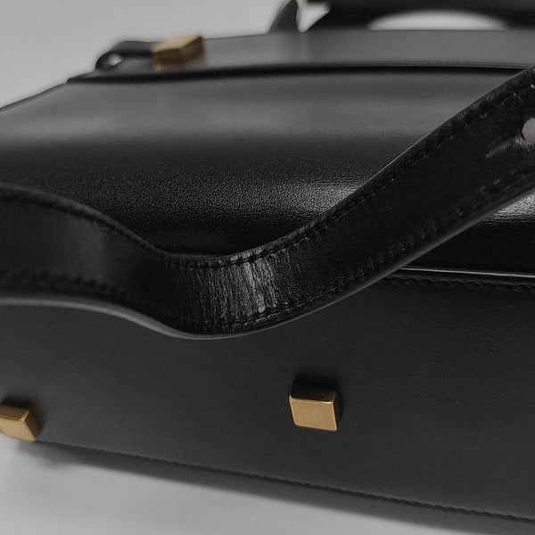 MANHATTAN Nano Calfskin Black