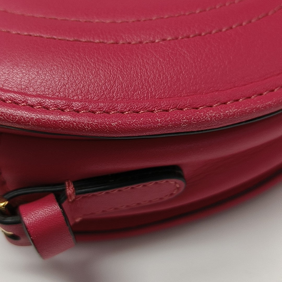 Vlogo Signatur Quilted Calfskin Red
