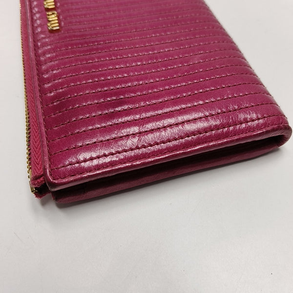 Miu Délice Quilted Lambskin Red Wallet