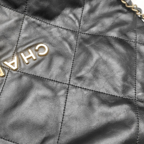 CHANEL 22 Large Calfskin Black