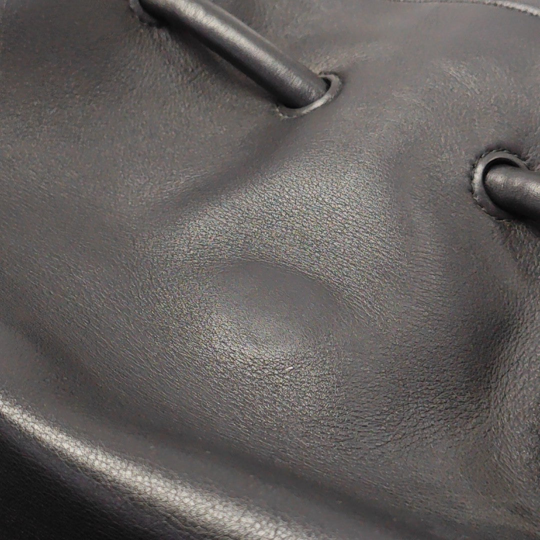 Beak Calfskin Black