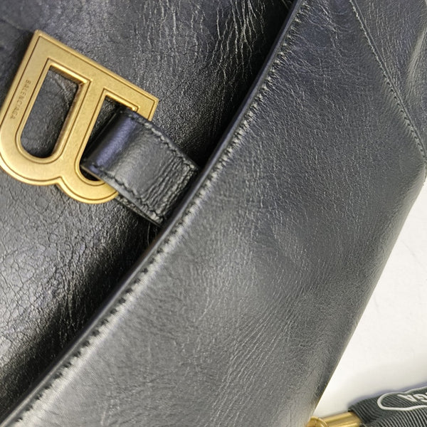 Downtown Small Calfskin Black