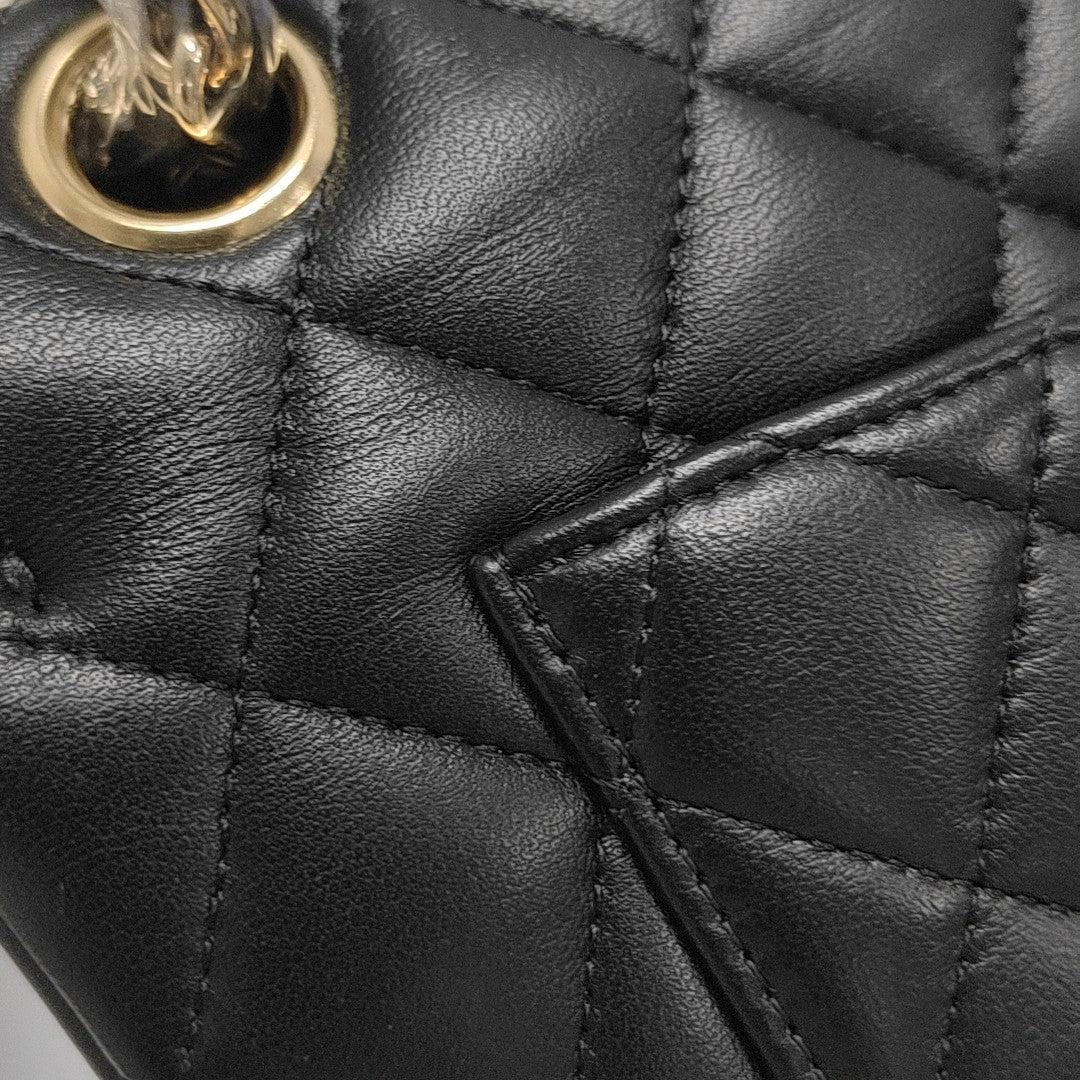 CLASSIC FLAP Mini Quilted Lambskin Black