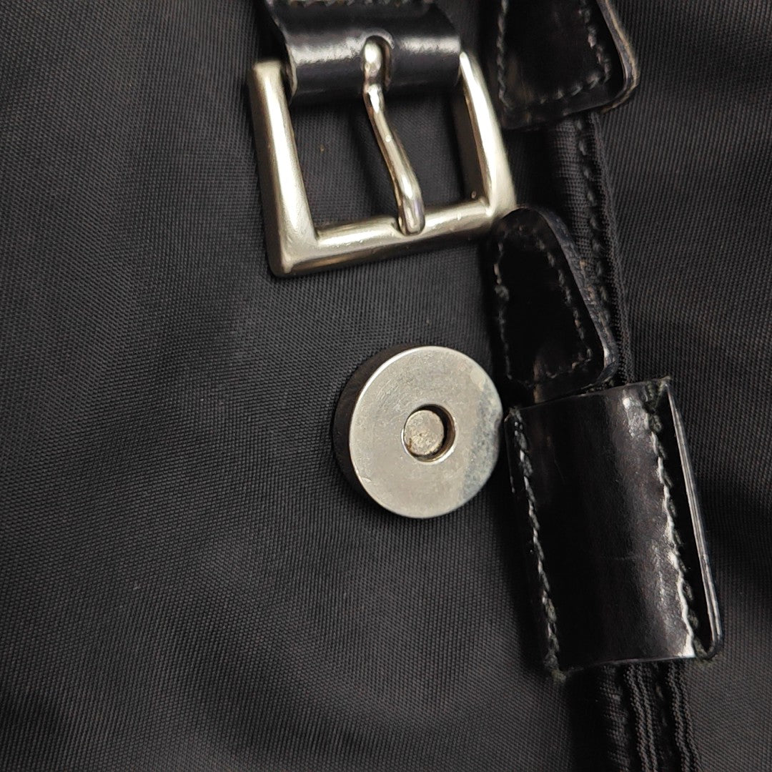 Re-Nylon Medium Nylon Black