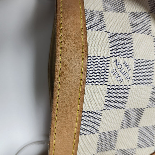 HAMPSTEAD MM Damier Azur Coated Canvas White