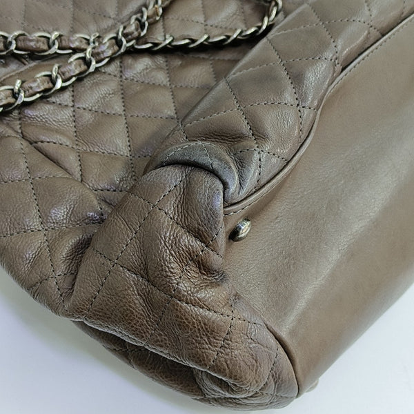 LUXURY LINE Quilted Calfskin Gray