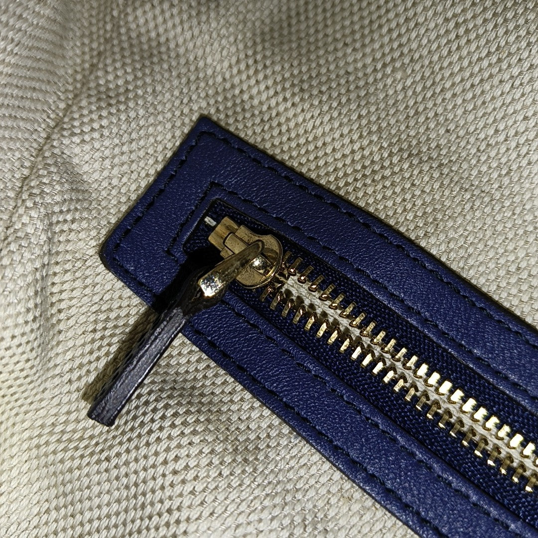 Soho Small Calfskin Blue