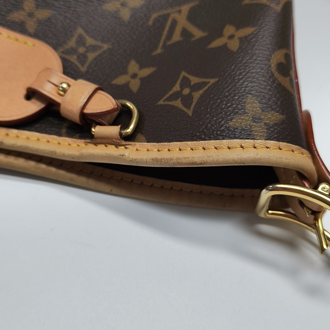 CARRYALL MM Monogram Coated Canvas Brown