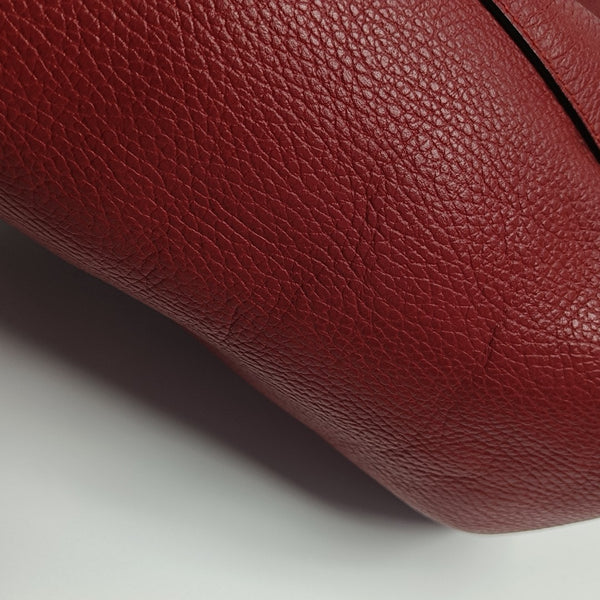 Swing Medium Calfskin Red