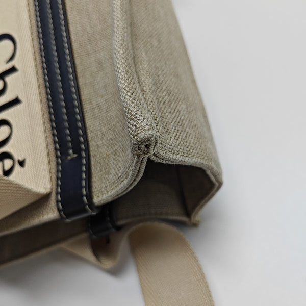 Woody Medium Canvas White