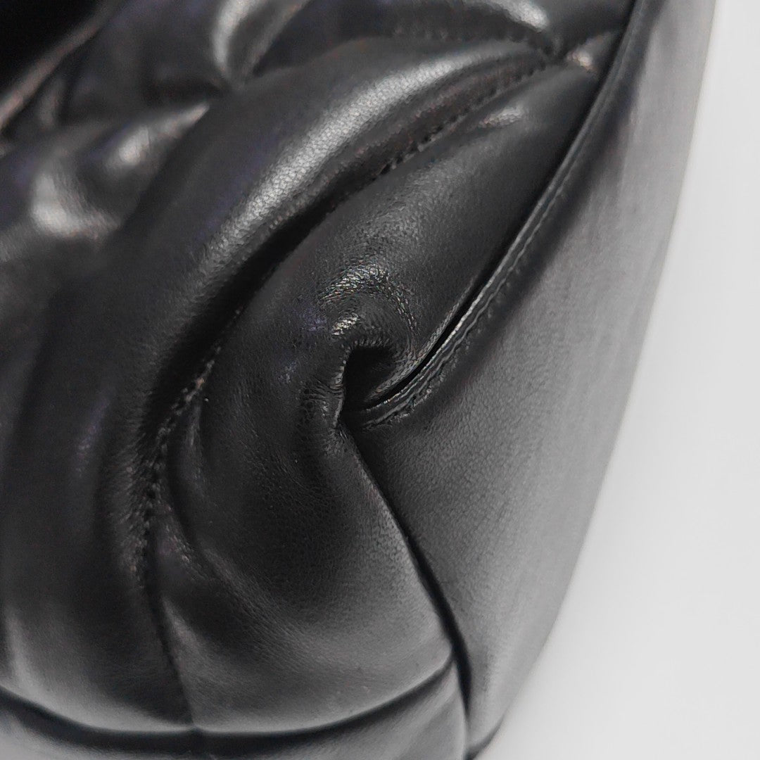 PUFFER Medium Chevron Lambskin Black