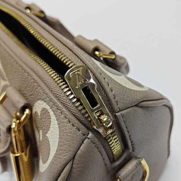 SPEEDY 20 Monogram Calfskin Gray