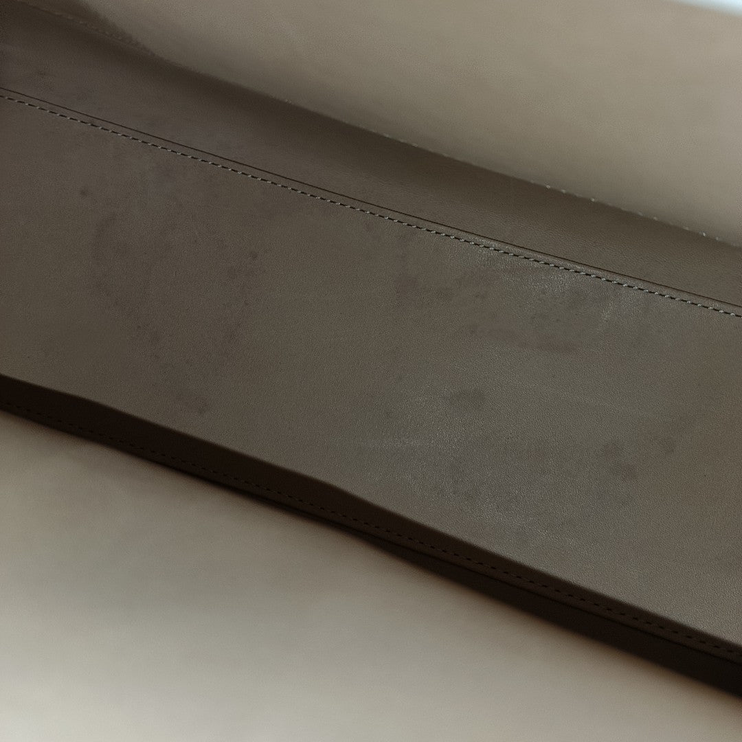 Brillant Medium Calfskin White