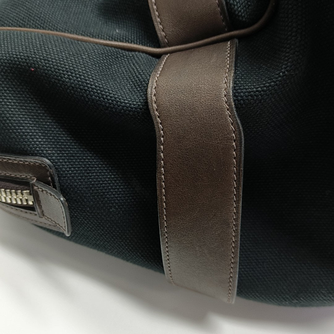 Arion Canvas Black