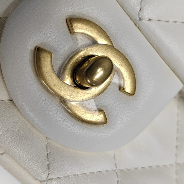 CLASSIC FLAP Mini Quilted Lambskin White