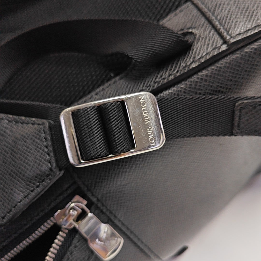 ANTON Calfskin Black