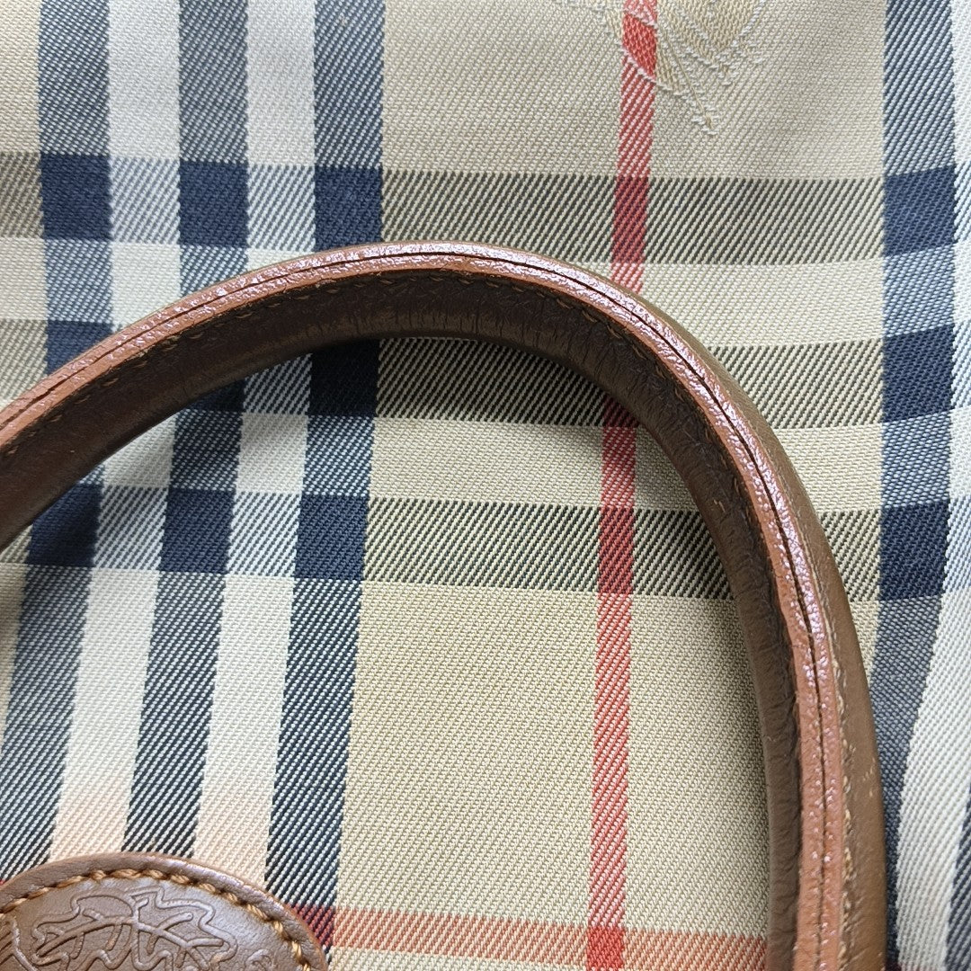 Canvas Brown