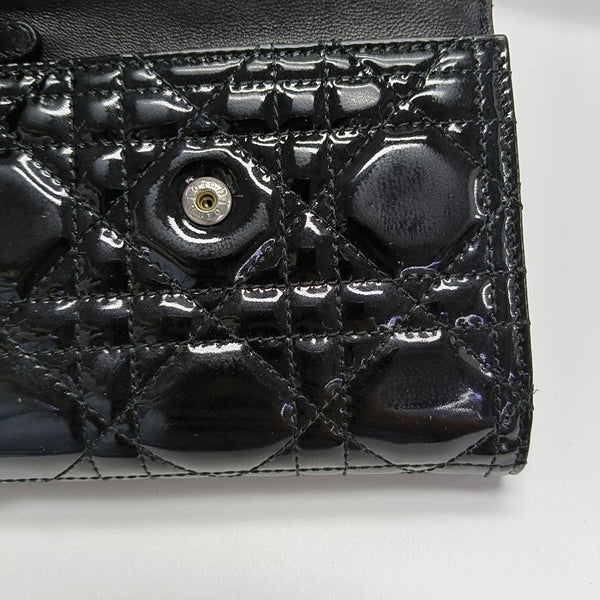 Cannage Patent Leather Wallet Black