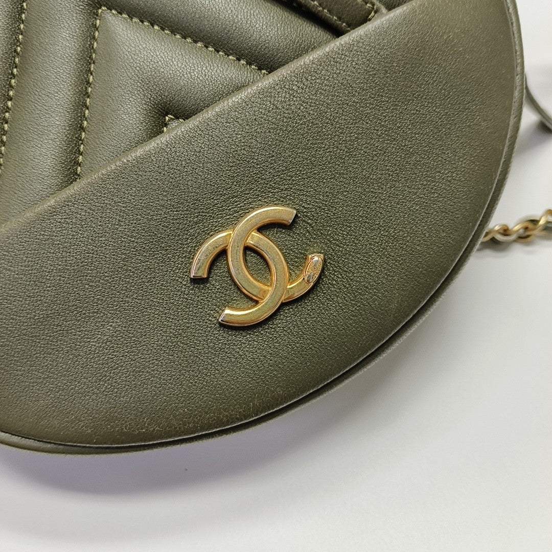 Chevron Calfskin Shoulder Bag Green
