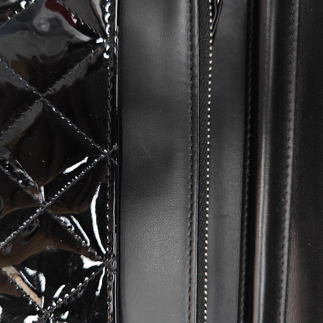 Quilted Calfskin Shoulder Bag Black
