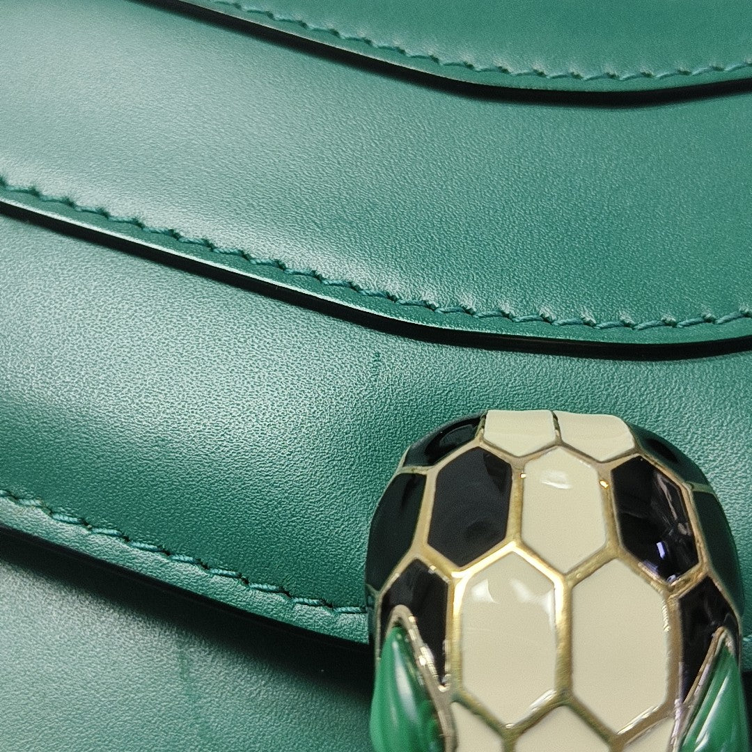 SERPENTI FOREVER Small Calfskin Green