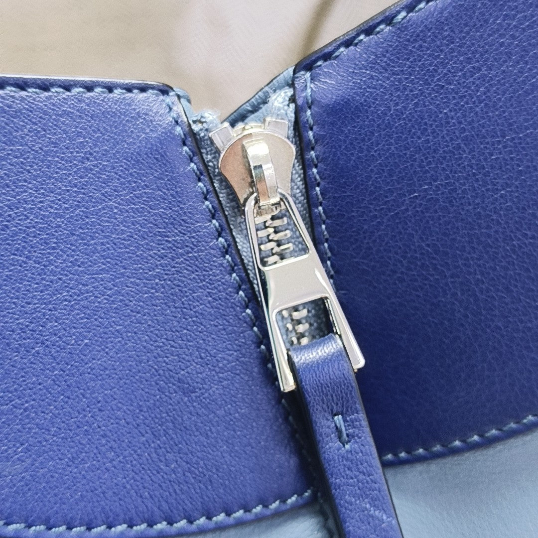 Hammock Small Calfskin Blue
