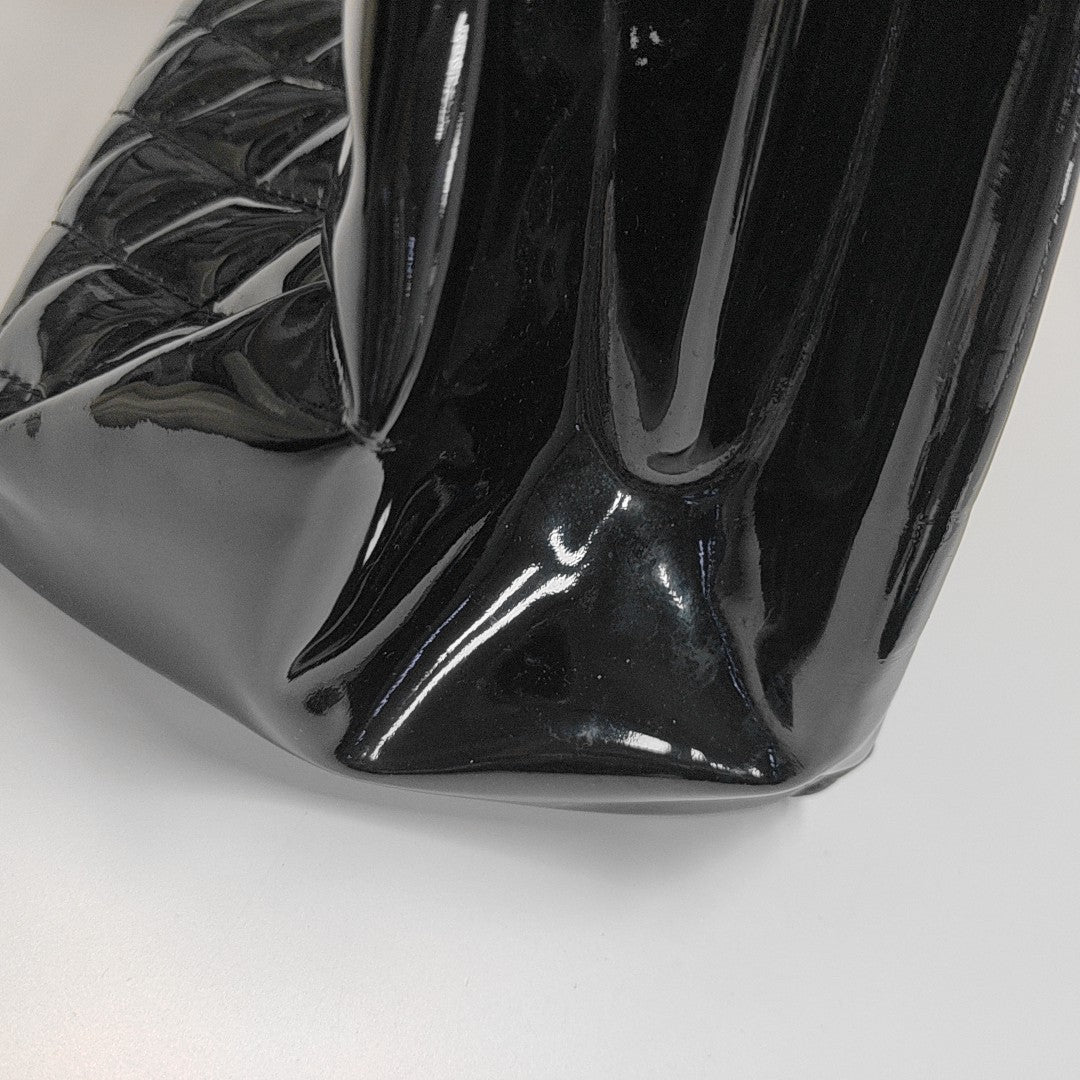 JUST MADEMOISELLE Large Quilted Patent Leather Black