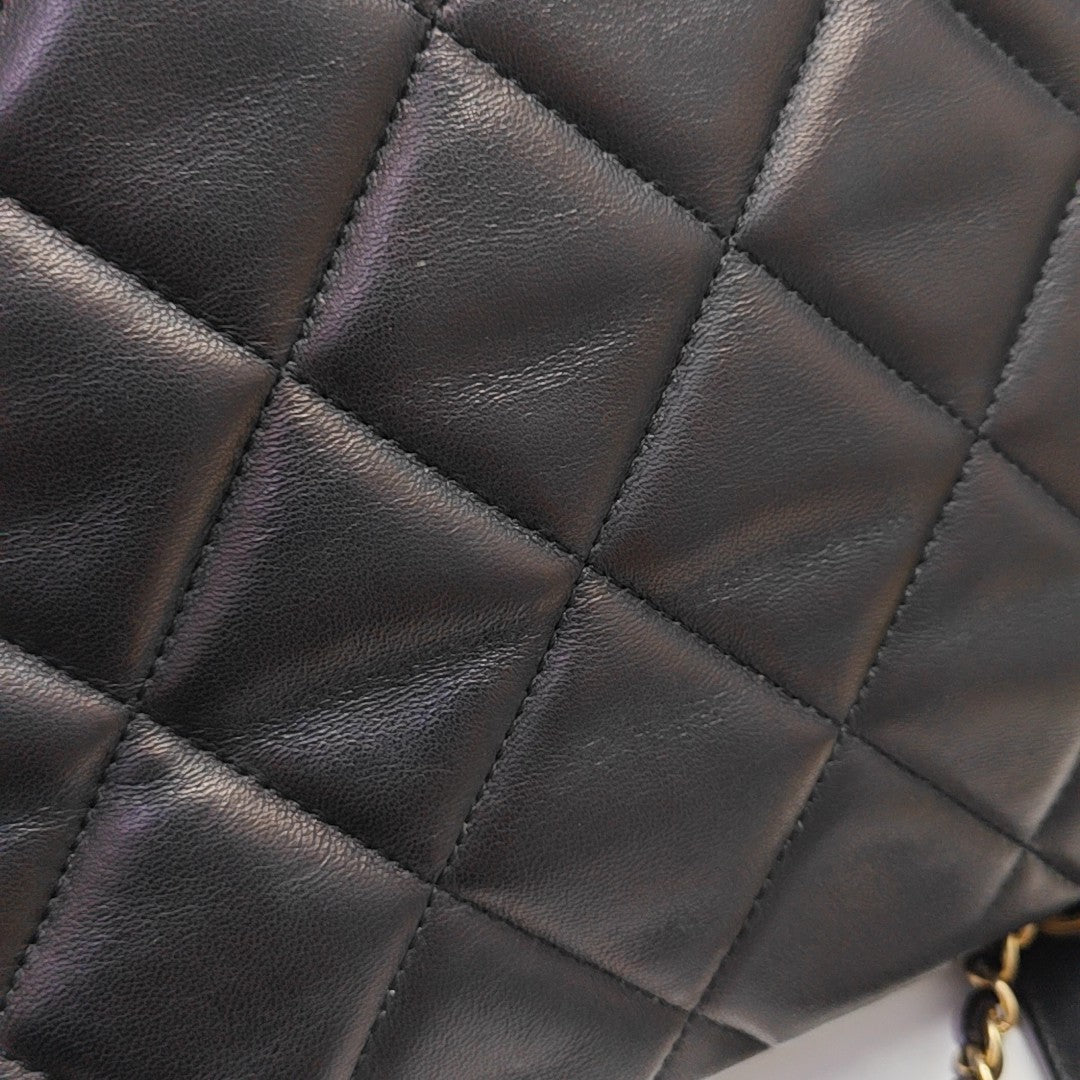 Quilted Lambskin Shoulder Bag Black