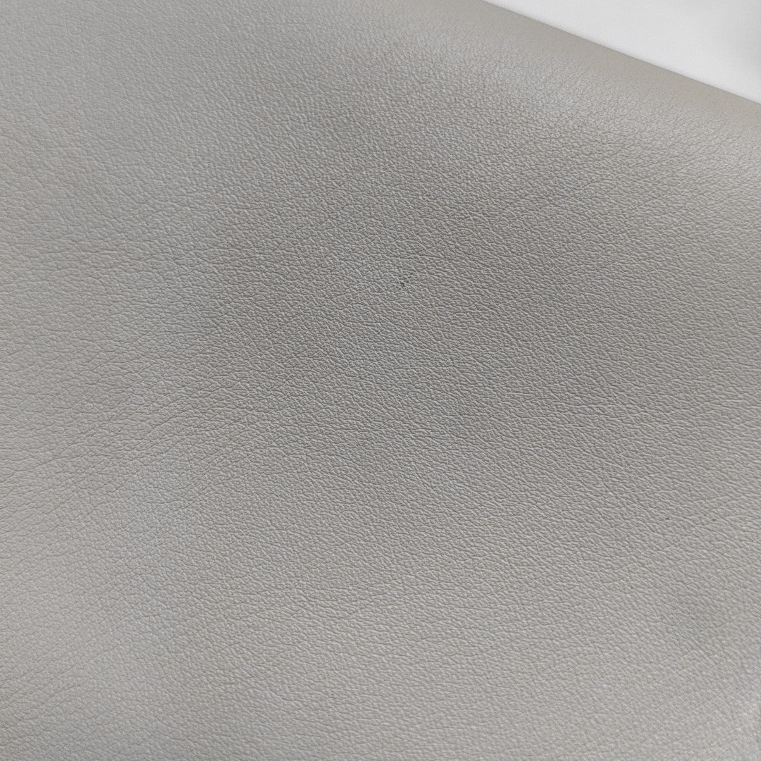 LE 5 À 7 Small Calfskin White