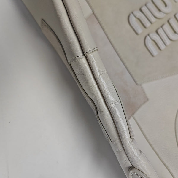 IVY Quilted Suede White