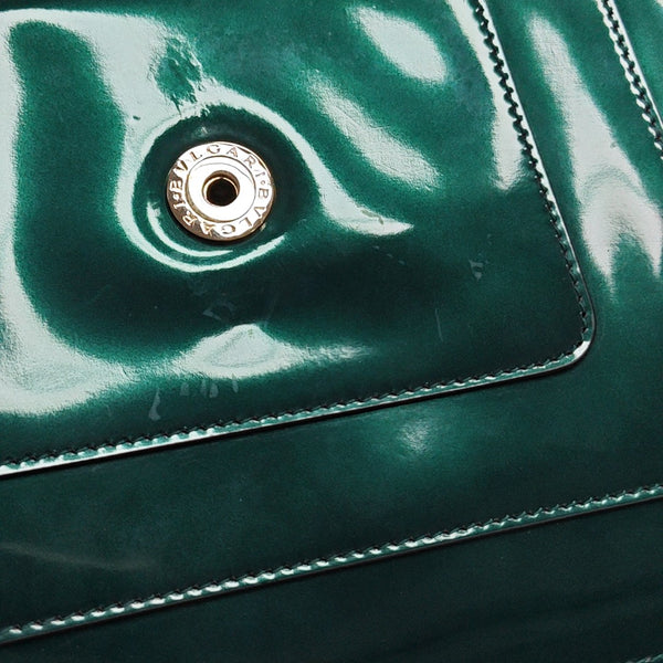SERPENTI FOREVER Medium Quilted Patent Leather Green