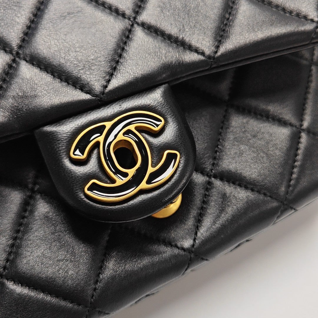 Quilted Calfskin Shoulder Bag Black