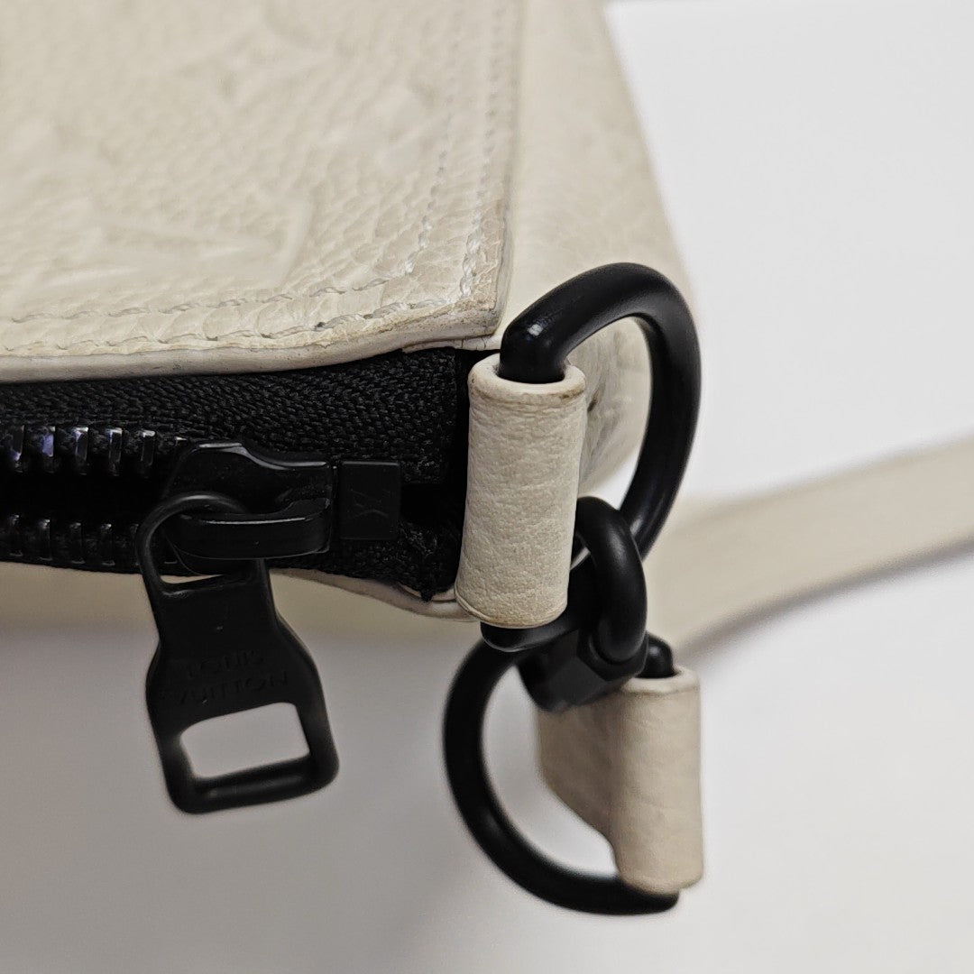 TRIANGLE Monogram Calfskin White
