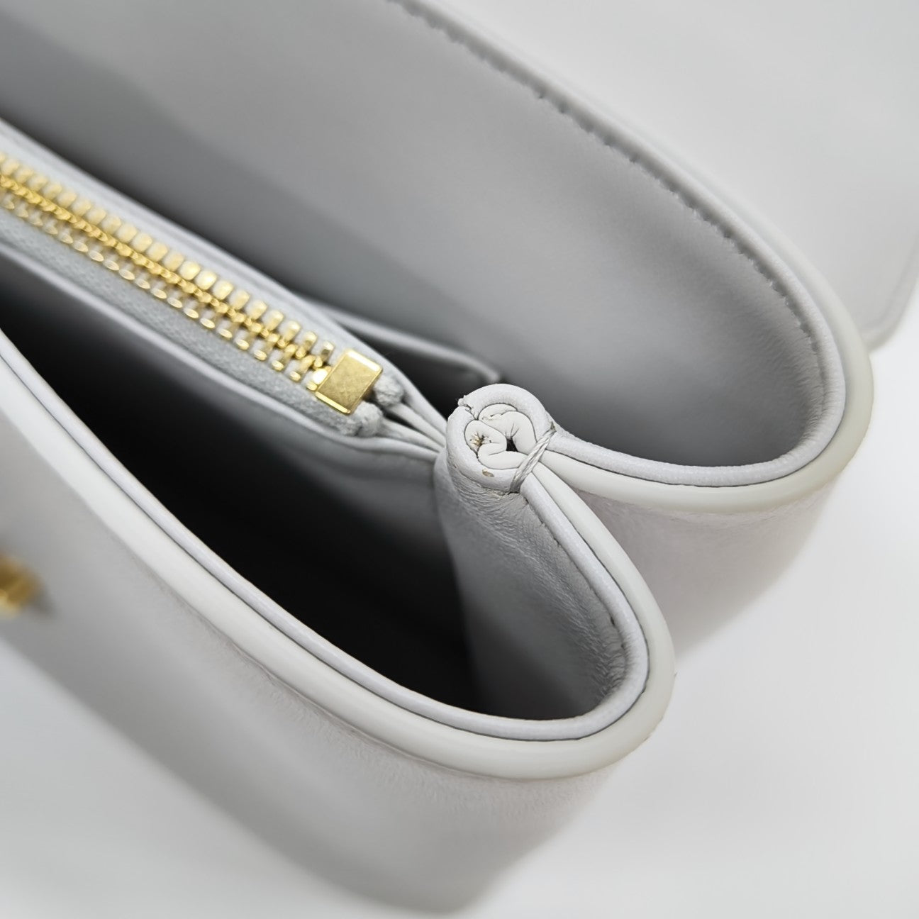 NINO Calfskin Gray