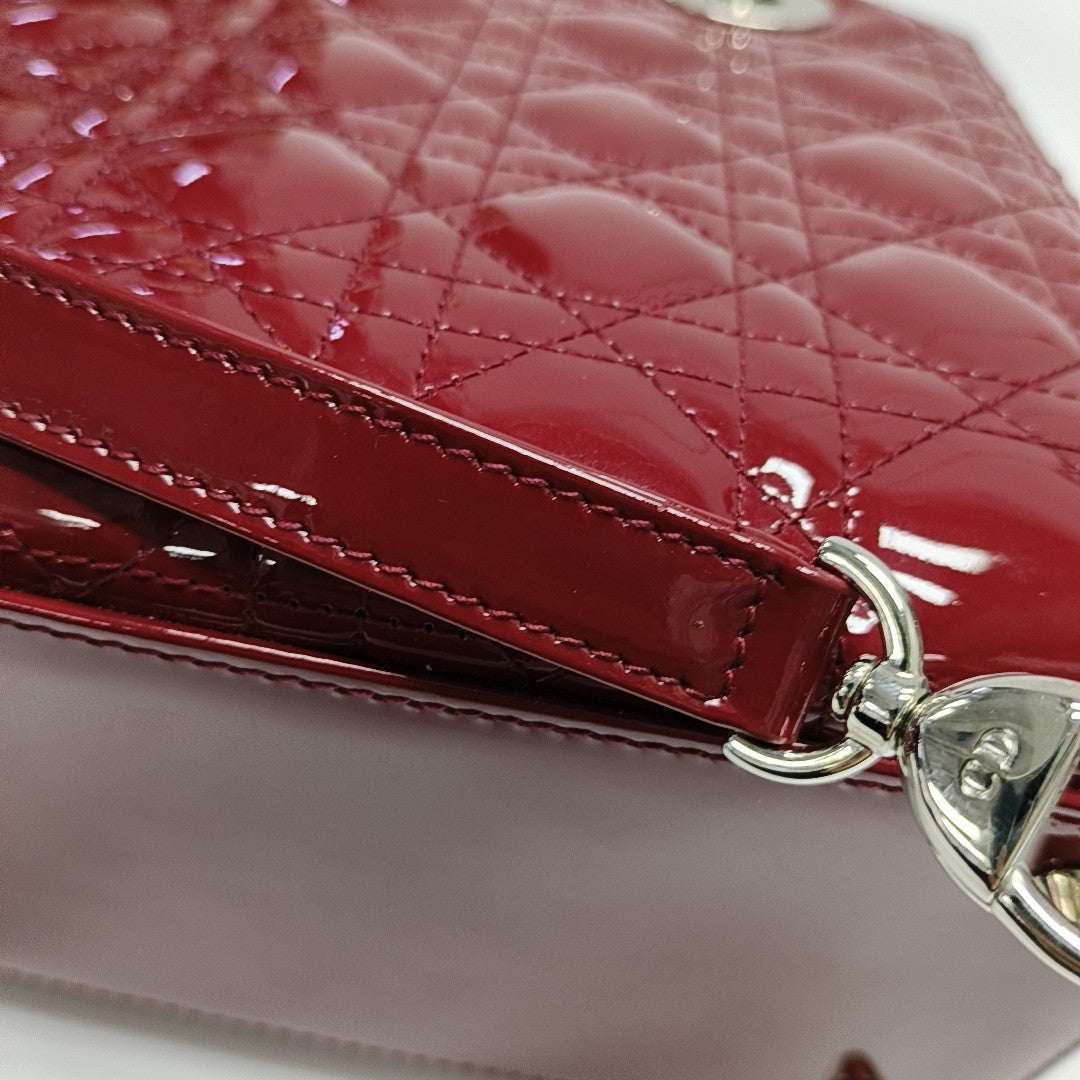 Lady Dior Medium Cannage Patent Leather Red