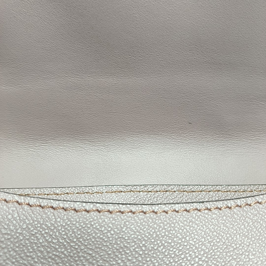 Buckle Calfskin Beige