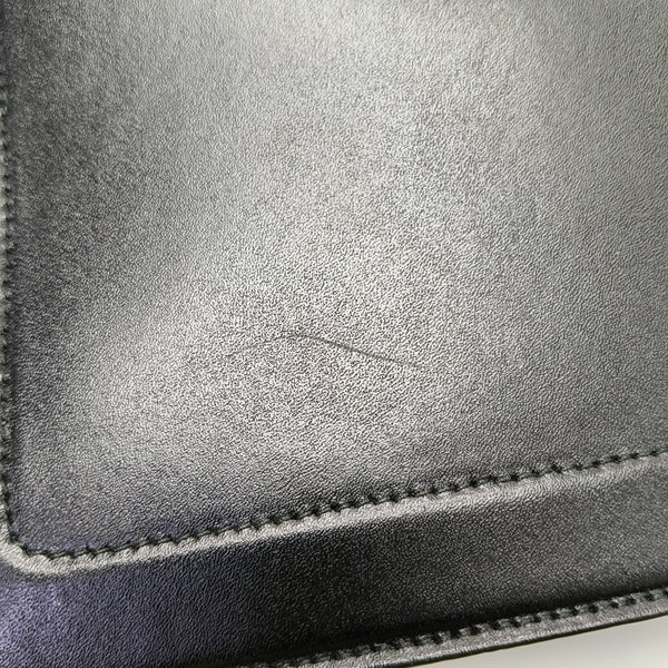 Vara Medium Calfskin Black