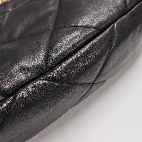 CHANEL 19 Medium Quilted Lambskin Black