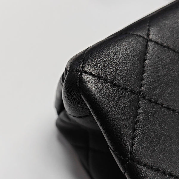 TWO TONE CHAIN HANDLE Small Quilted Lambskin Black