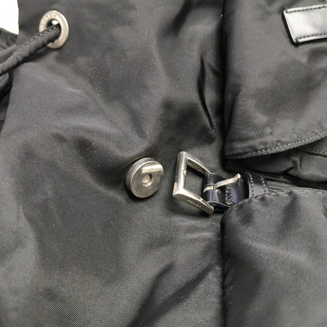 Re-Nylon Medium Nylon Black